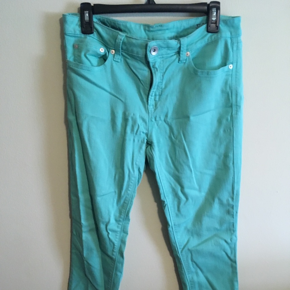 Ankle Skinny Jeans.